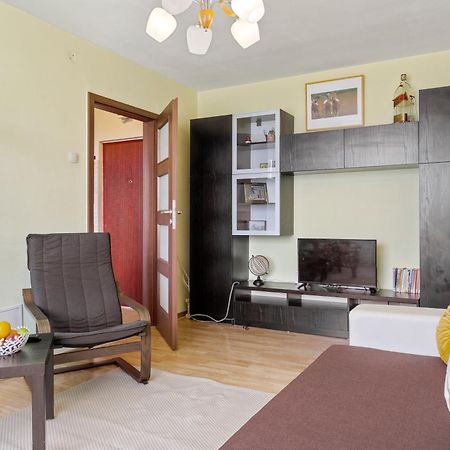 Arena Nationala, Monza, Victor Gomoiu The Cloud, Free Early Check-In Available Apartman Bukarest Kültér fotó